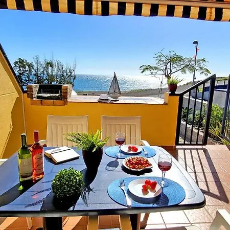 Апартаменты Vista Mar *